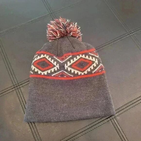 Native Adult Unisex Gray Aztec Acrylic Knit Cuffed Beanie w Pom-Pom - Picture 3 of 7